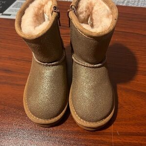 BearPaw Shimmering Gold Boots